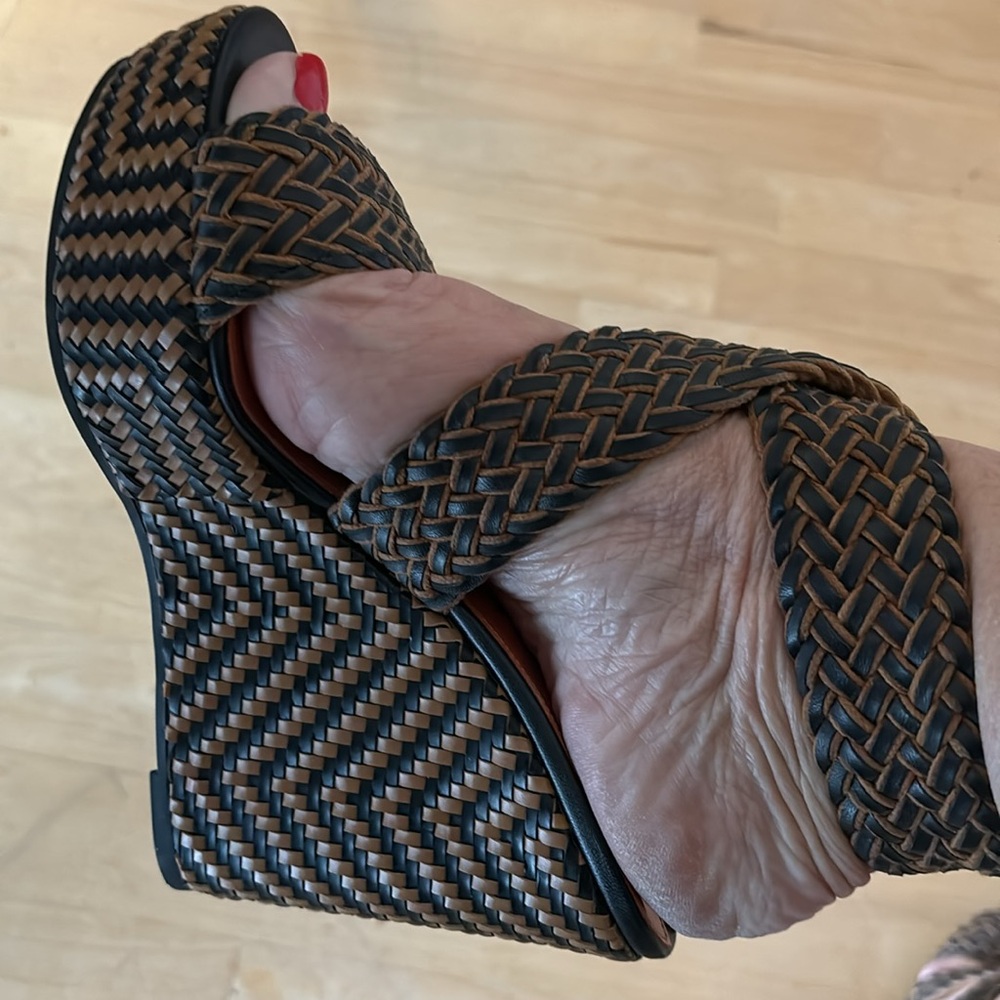 Via Spiga Kagan Woven Platform Sandal with Crisscross Strap like new! Size 7.5